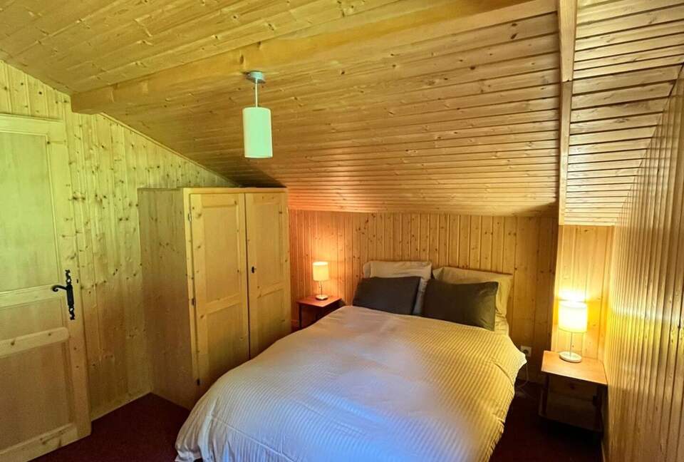Elegant Alpine Chalet with Panoramic Mountain Views - Abondance, France