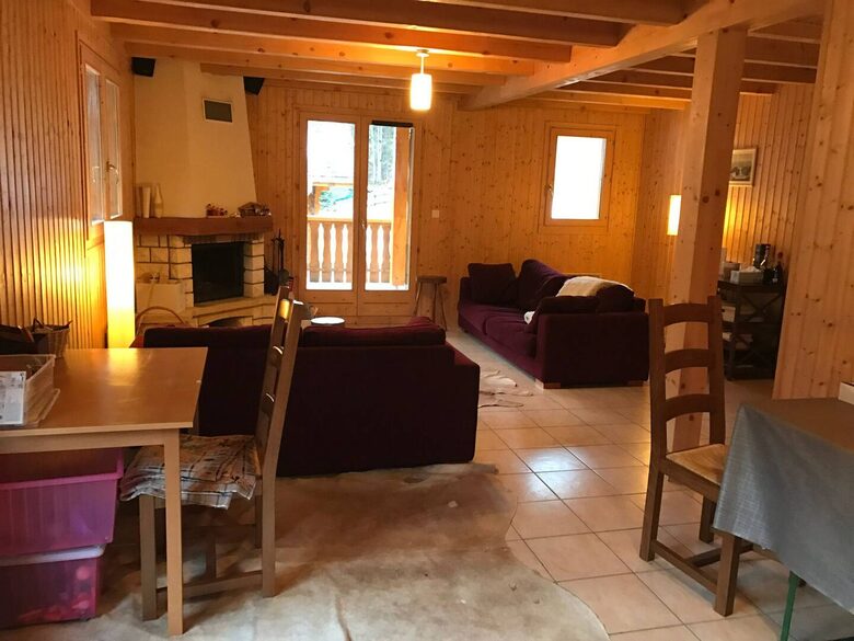 Elegant Alpine Chalet with Panoramic Mountain Views - Abondance, France