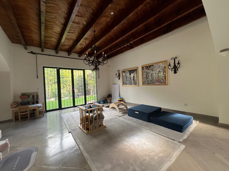 Hacienda-style sanctuary with pool, lush courtyard, and gourmet kitchen. - San Miguel de Allende, Mexico