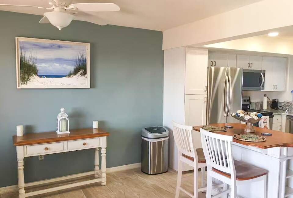 Seventh-Floor Serenity Over Cocoa Beach - Cocoa Beach, Florida