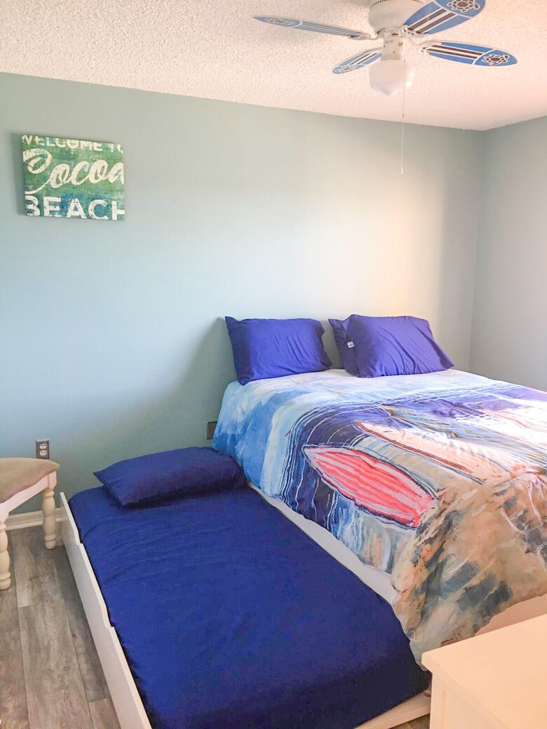 Seventh-Floor Serenity Over Cocoa Beach - Cocoa Beach, Florida