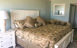 Seventh-Floor Serenity Over Cocoa Beach - Cocoa Beach, Florida