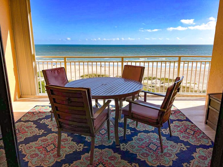 Seventh-Floor Serenity Over Cocoa Beach - Cocoa Beach, Florida