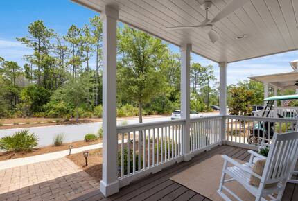 Refined Comfort near 30A’s Best Beaches - Santa Rosa Beach, Florida