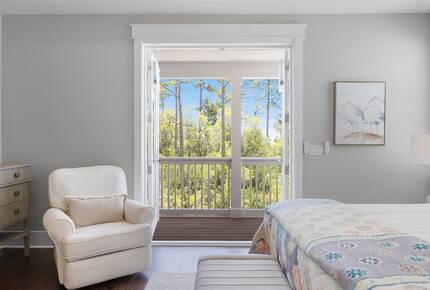 Refined Comfort near 30A’s Best Beaches - Santa Rosa Beach, Florida