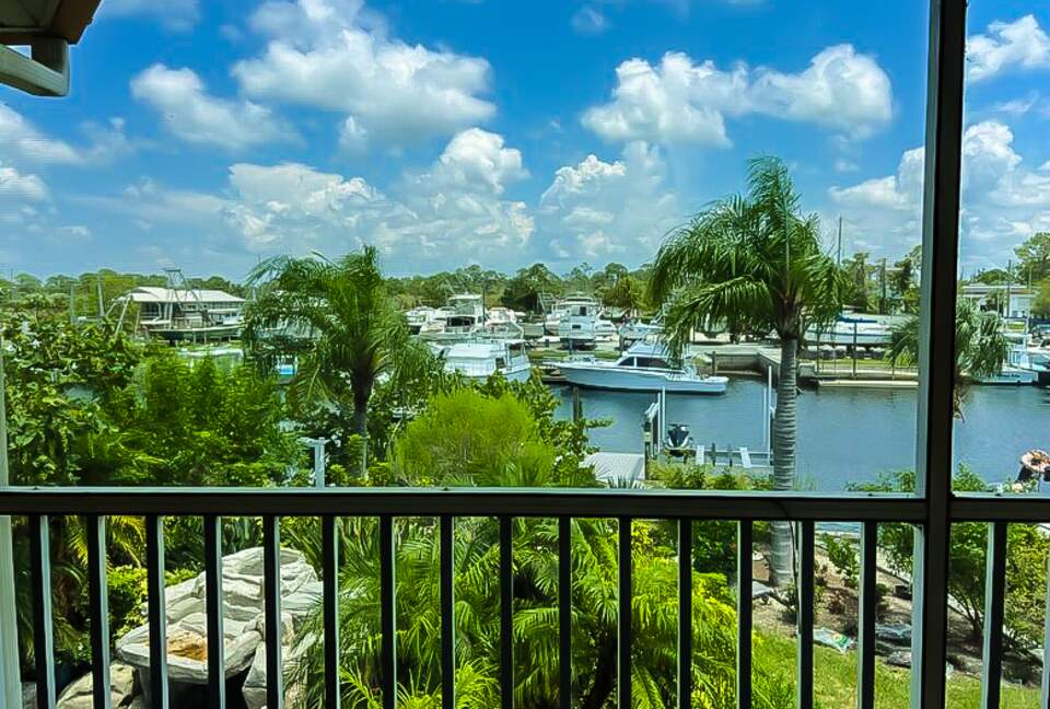 Stylish Canalfront Escape with Exceptional Amenities - Hernando Beach, Florida