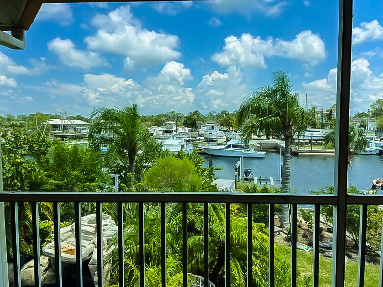 Stylish Canalfront Escape with Exceptional Amenities - Hernando Beach, Florida