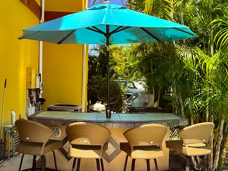 Stylish Canalfront Escape with Exceptional Amenities - Hernando Beach, Florida