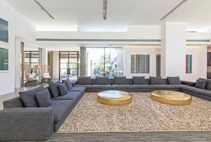 Modern Masterpiece in Presidential Thunderbird Cove - Rancho Mirage, California