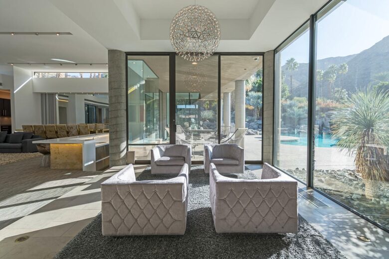 Modern Masterpiece in Presidential Thunderbird Cove - Rancho Mirage, California