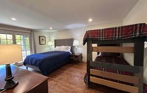 Elegant Escape at the Base of the Mountain - Winhall, Vermont