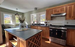 Elegant Escape at the Base of the Mountain - Winhall, Vermont