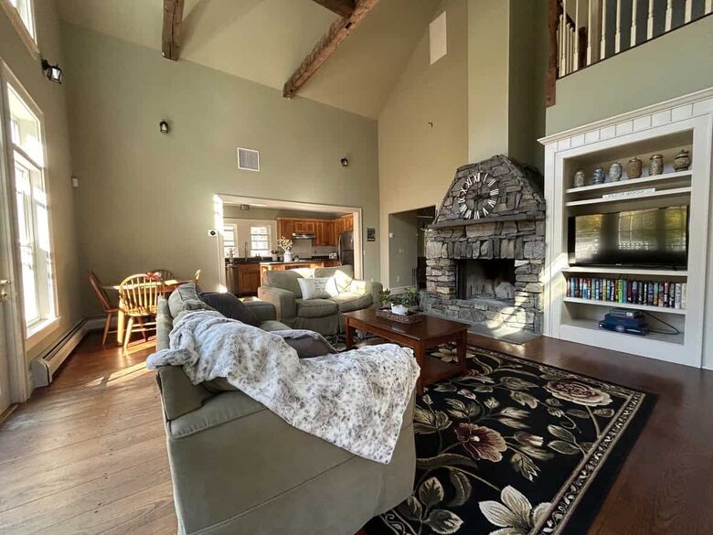 Elegant Escape at the Base of the Mountain - Winhall, Vermont