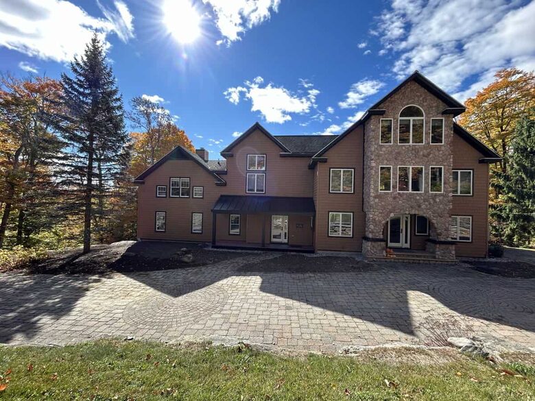 Elegant Escape at the Base of the Mountain - Winhall, Vermont