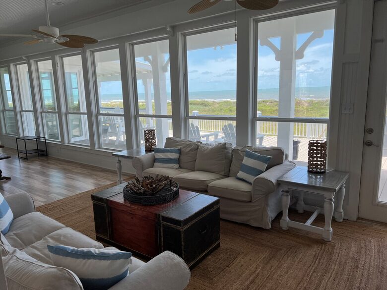 Refined Coastal Escape Overlooking Crystal Beach - Bolivar Peninsula, Texas