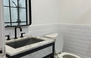 Refined Coastal Escape Overlooking Crystal Beach - Bolivar Peninsula, Texas