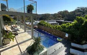 Elegant Coastal Retreat with Pool and Game Room - North Avoca, Australia