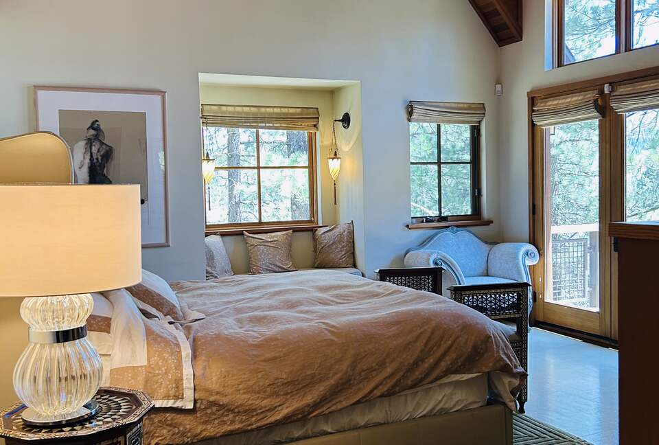 Master Bedroom with balcony, forest & mountain views