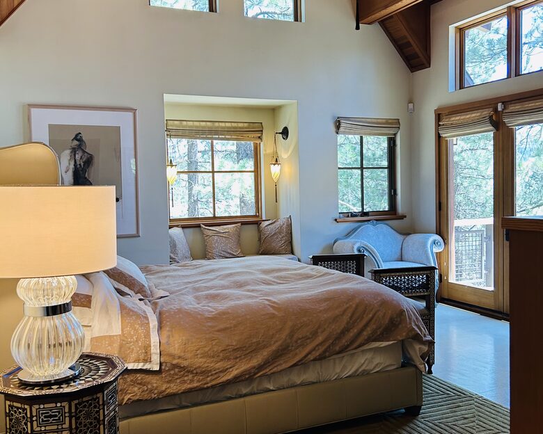 Master Bedroom with balcony, forest & mountain views