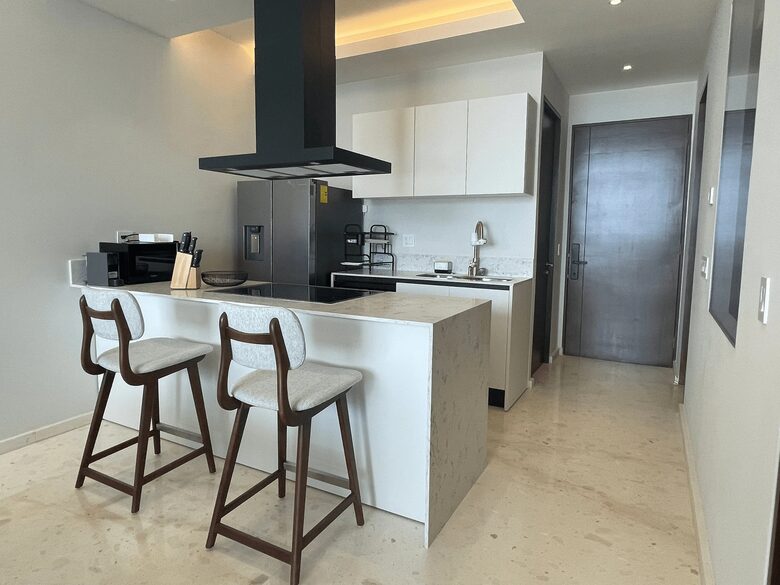 Bolongo 215-Modern Coastal Retreat in a Private Beachfront Community - Puerto Vallarta, Mexico