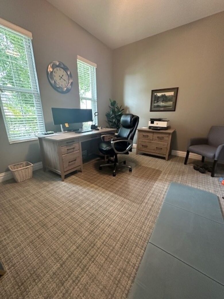 Elegant Apollo Beach Haven with Lush Trails & Hot Tub - Apollo Beach, Florida