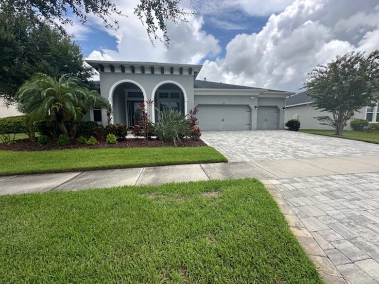 Elegant Apollo Beach Haven with Lush Trails & Hot Tub - Apollo Beach, Florida