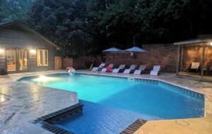 Expansive Hideaway in the Heart of Shelby - Shelby, North Carolina