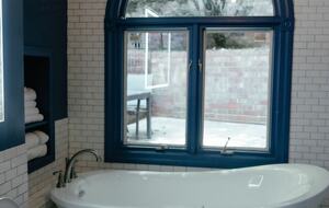 Expansive Hideaway in the Heart of Shelby - Shelby, North Carolina