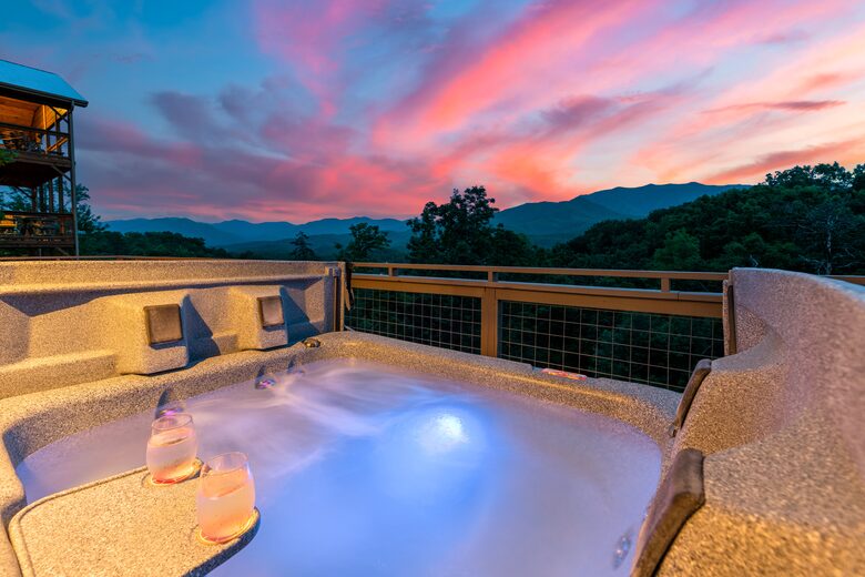 Rhinestone Retreat | A Stylish Mountain Escape Inspired by Dolly - Gatlinburg, Tennessee