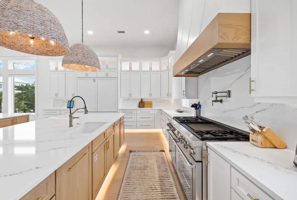 The Grand Pearl of 30A - Inlet Beach, Florida