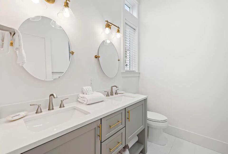 The Grand Pearl of 30A - Inlet Beach, Florida