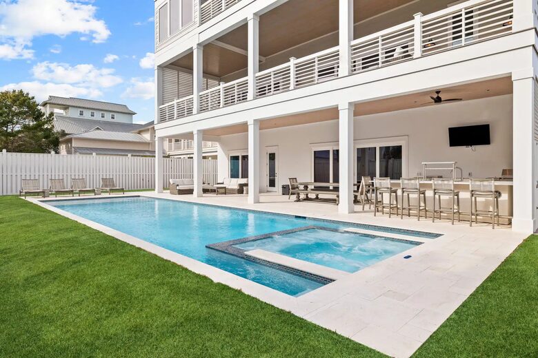 The Grand Pearl of 30A - Inlet Beach, Florida