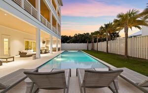 The Grand Pearl of 30A - Inlet Beach, Florida