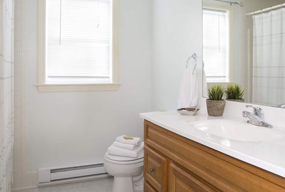 Cape Cod Compound | Two Premier Homes, One Iconic Destination - Orleans, Massachusetts