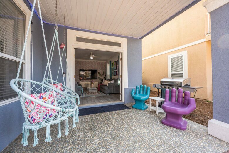 Playful and Cozy Getaway Near the Gulf - Destin, Florida