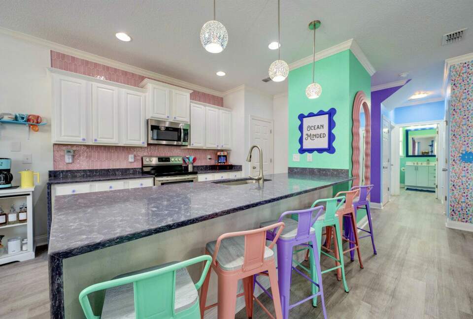 Playful and Cozy Getaway Near the Gulf - Destin, Florida