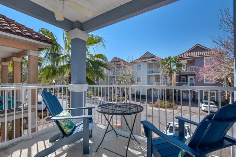 Playful and Cozy Getaway Near the Gulf - Destin, Florida