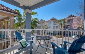 Playful and Cozy Getaway Near the Gulf - Destin, Florida