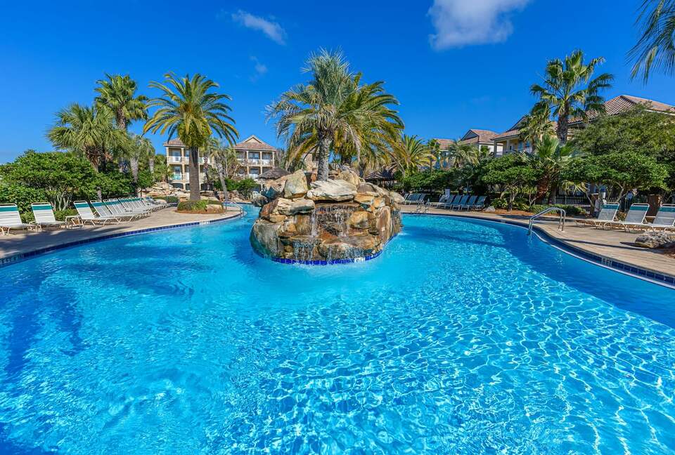 Playful and Cozy Getaway Near the Gulf - Destin, Florida