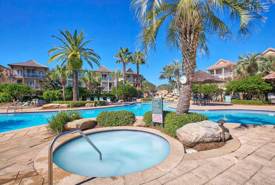 Playful and Cozy Getaway Near the Gulf - Destin, Florida