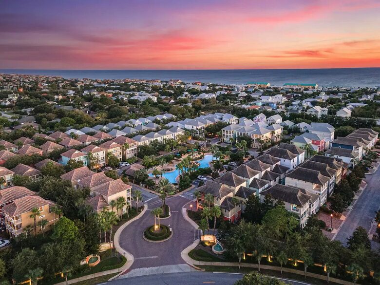 Playful and Cozy Getaway Near the Gulf - Destin, Florida