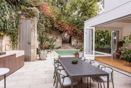 Five-Star Sanctuary Above the Bay - Sydney, Australia