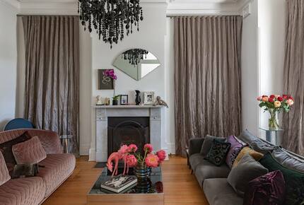 Five-Star Sanctuary Above the Bay - Sydney, Australia