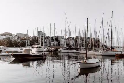 Five-Star Sanctuary Above the Bay - Sydney, Australia