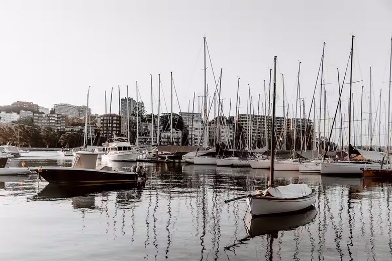 Five-Star Sanctuary Above the Bay - Sydney, Australia