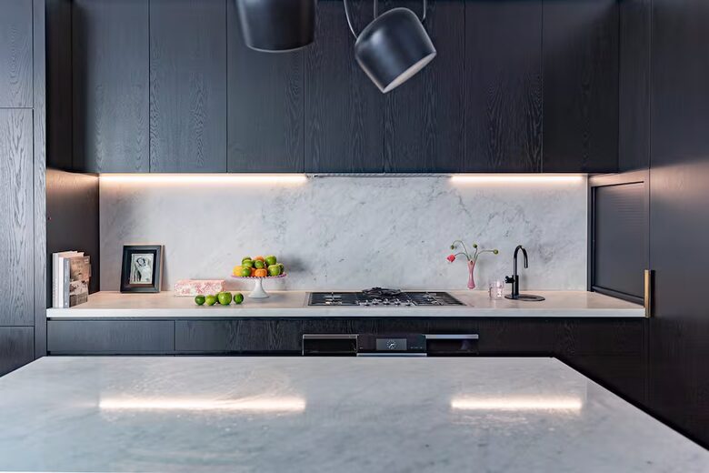 Five-Star Sanctuary Above the Bay - Sydney, Australia