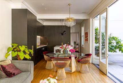 Five-Star Sanctuary Above the Bay - Sydney, Australia