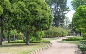 A Grand Retreat on 100 Rolling Acres - Moss Vale, Australia