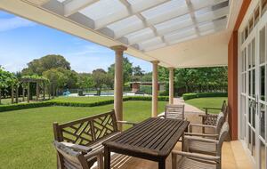 A Grand Retreat on 100 Rolling Acres - Moss Vale, Australia