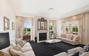 A Grand Retreat on 100 Rolling Acres - Moss Vale, Australia